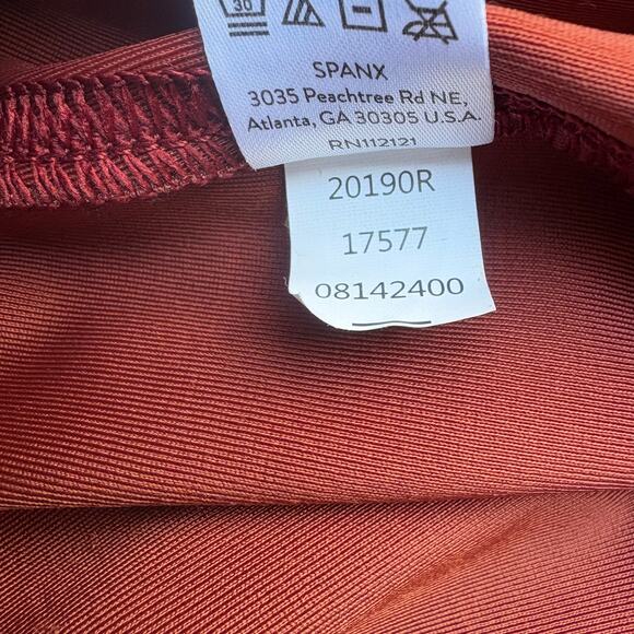 Spanx Pencil Skirt Sz L Brick Red High Waist Stretch Shaping Faux Leather - Picture 9 of 9